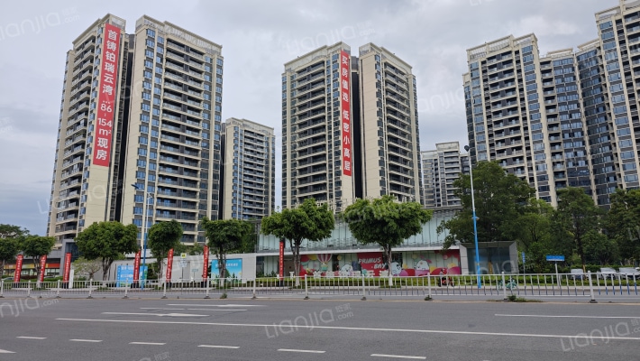 保利领秀海外景图