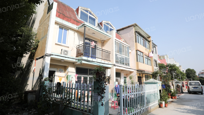 月盛花园外景图