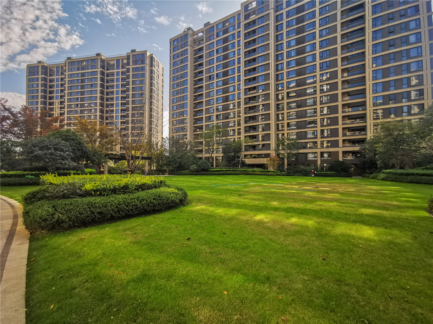 Hebin Zhicheng compound photo 4