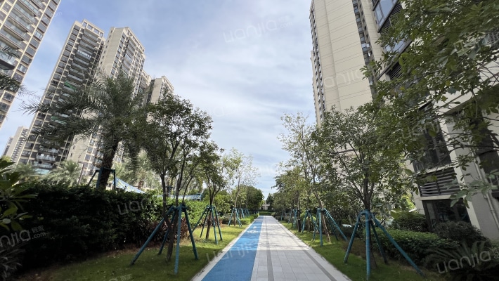 保利悦湖公馆外景图