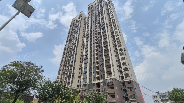 山河江景阁外景图