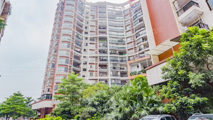 嘉年华府外景图