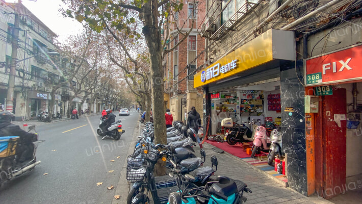 巨鹿路367号外景图