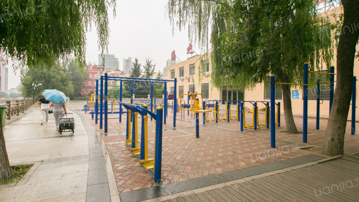 市政花园外景图