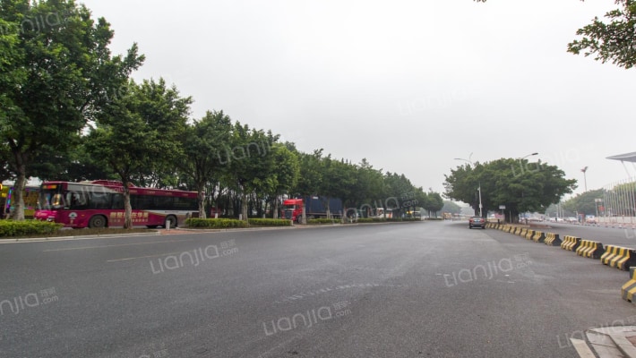 广东省电子商务技师学院外景图