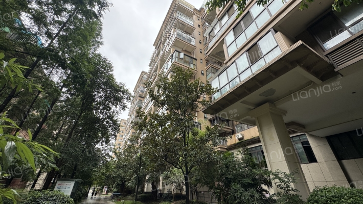 翡翠公馆外景图