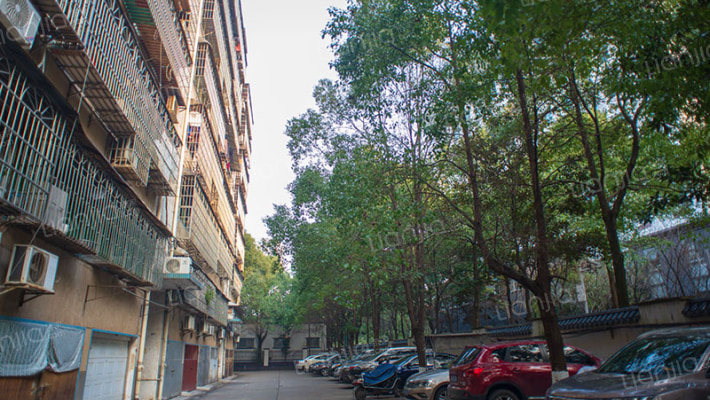 芙蓉北路一段880号外景图