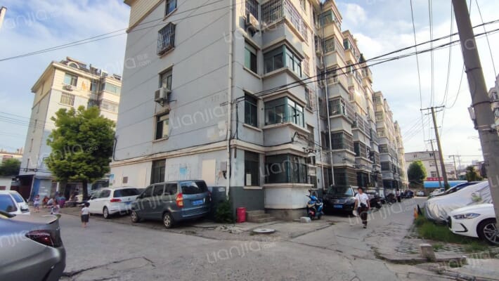 龙王小区外景图