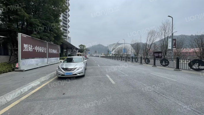 中国铁建·黑钻外景图