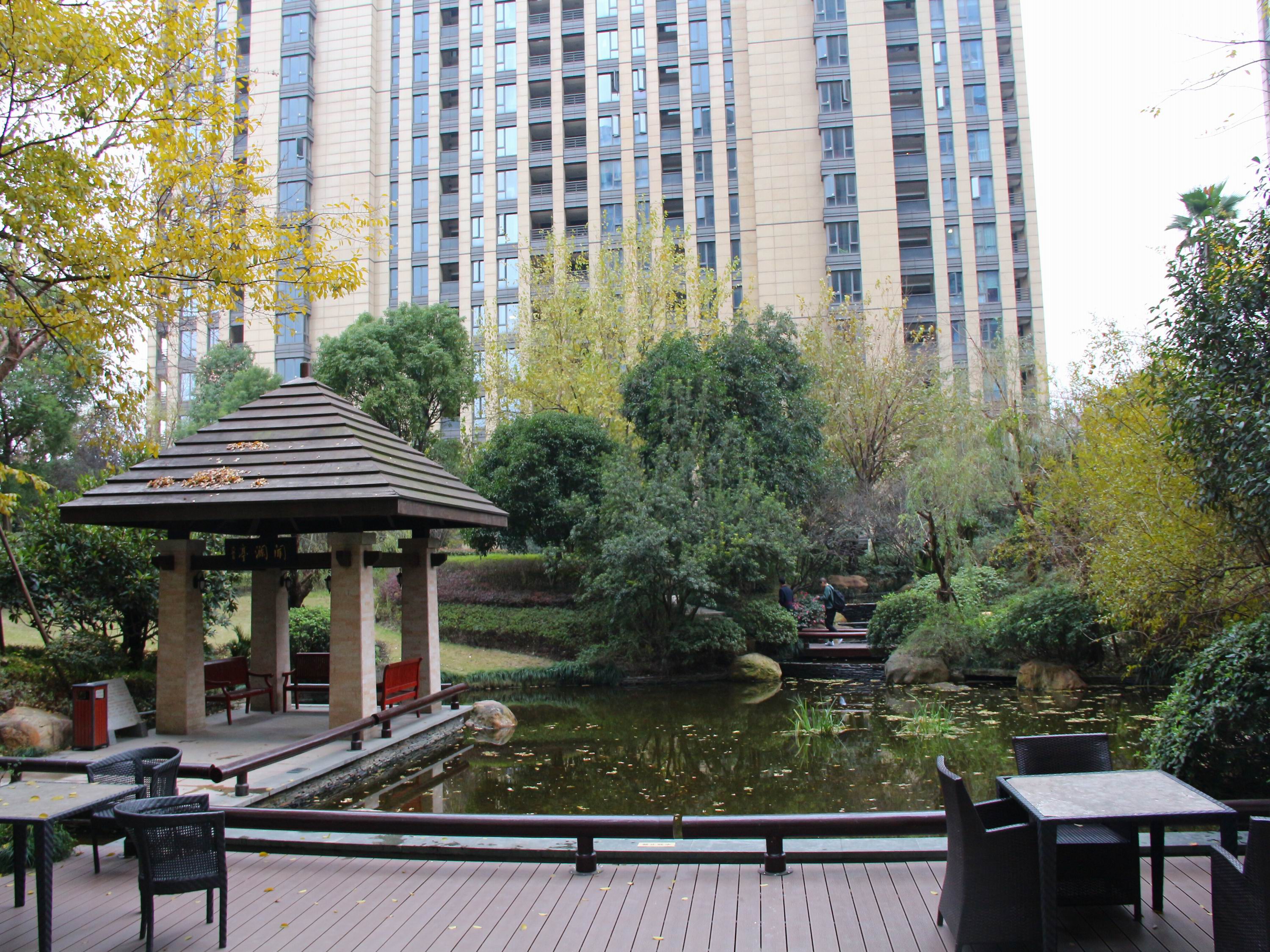 金色蓝庭小区实景 43