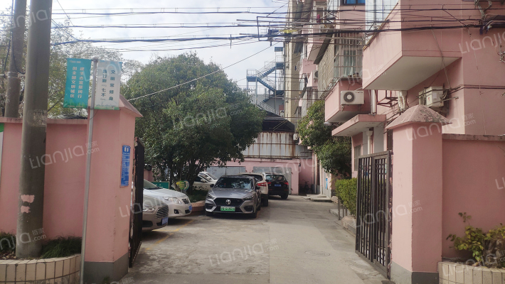 建设路39弄外景图