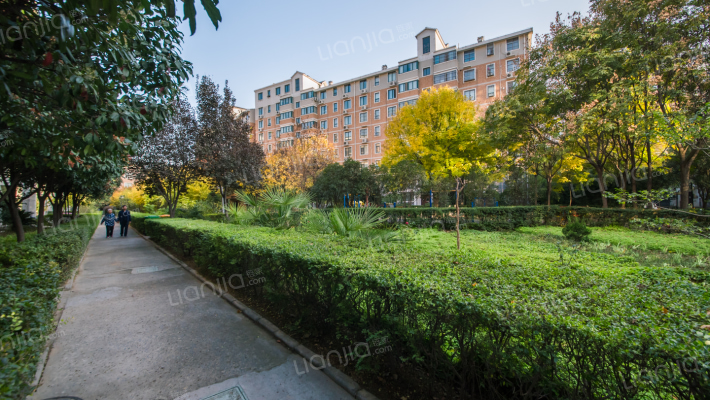 北大花园外景图