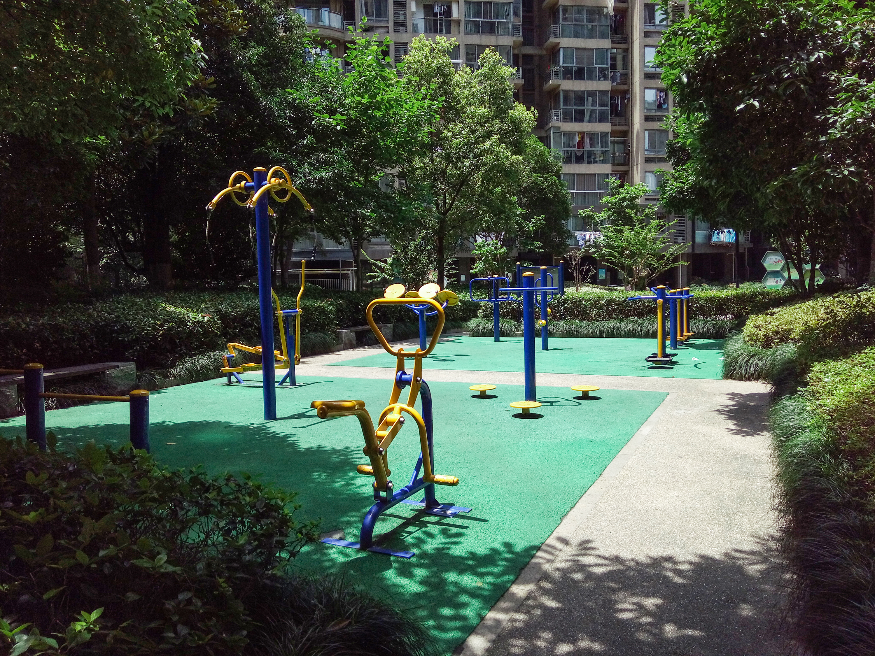 红街公寓小区实景 6