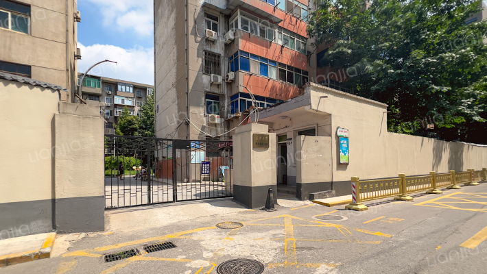 长安大学翠华路住宅小区外景图