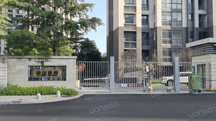 奇山新苑外景图