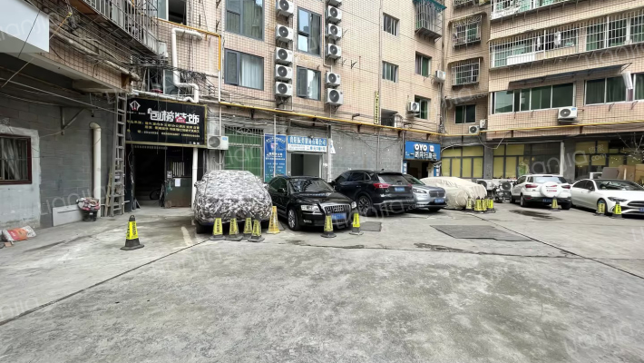 兴关路64号外景图