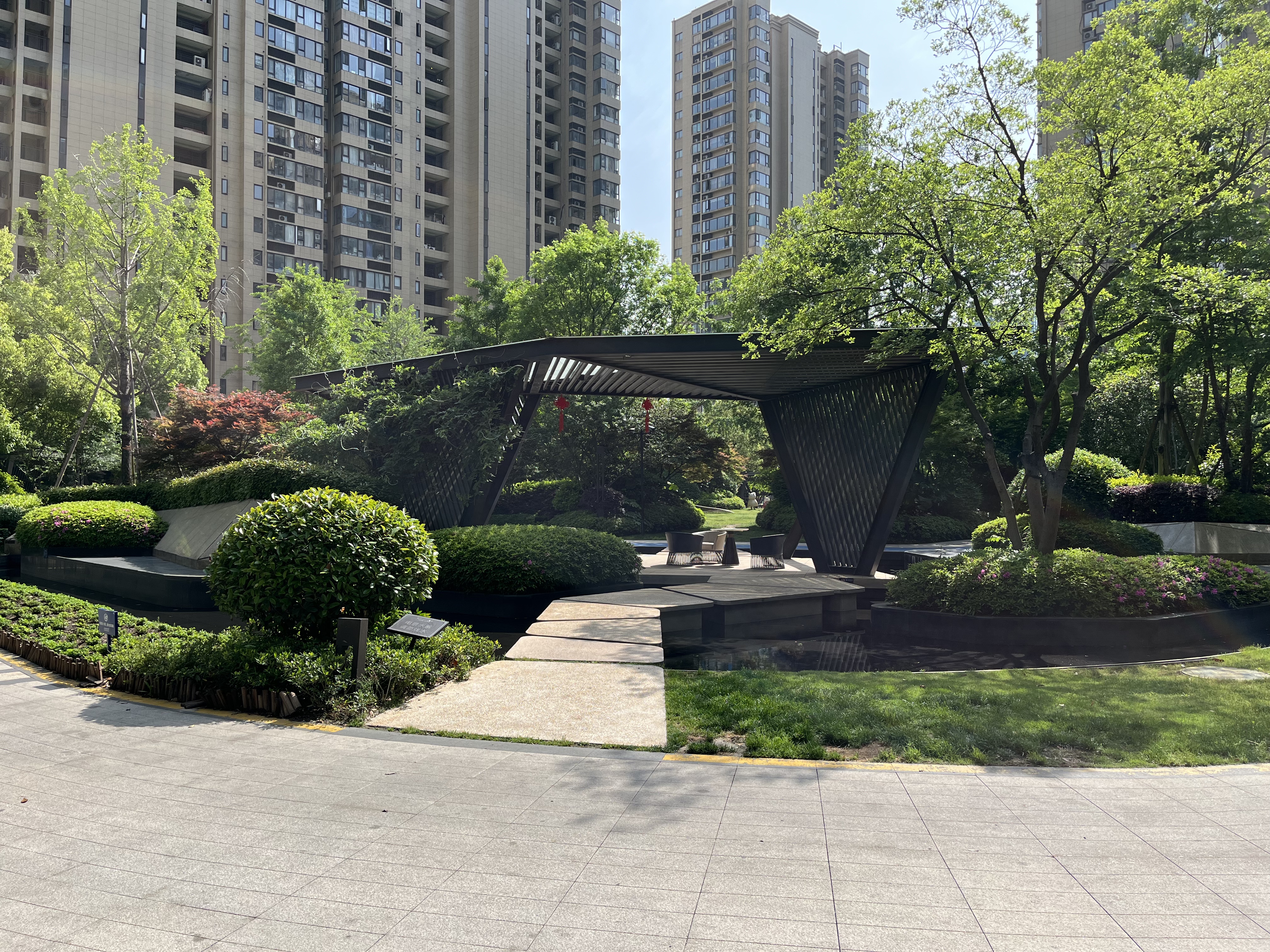 春江悦茗小区实景 8