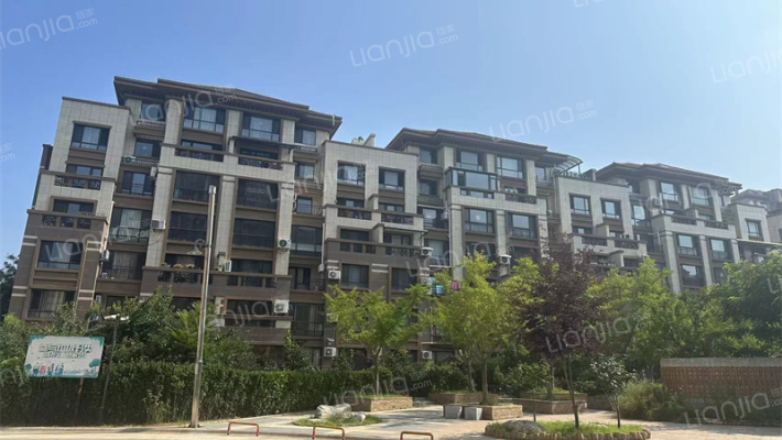 金普广场三期外景图