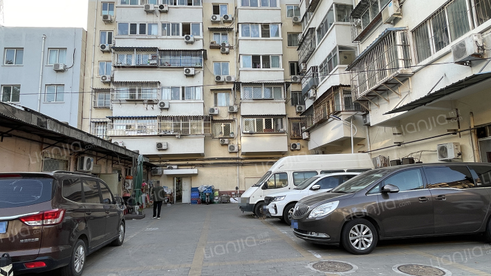 八大处副食楼外景图