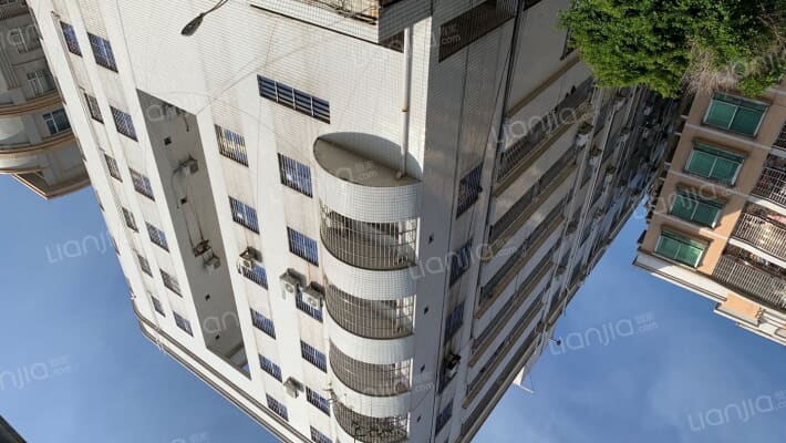 万和大厦外景图