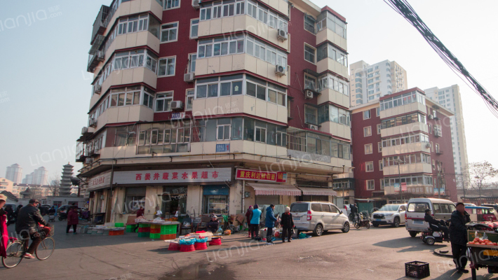 建姜东里外景图