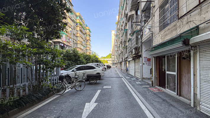 鹳山社区后河东路外景图