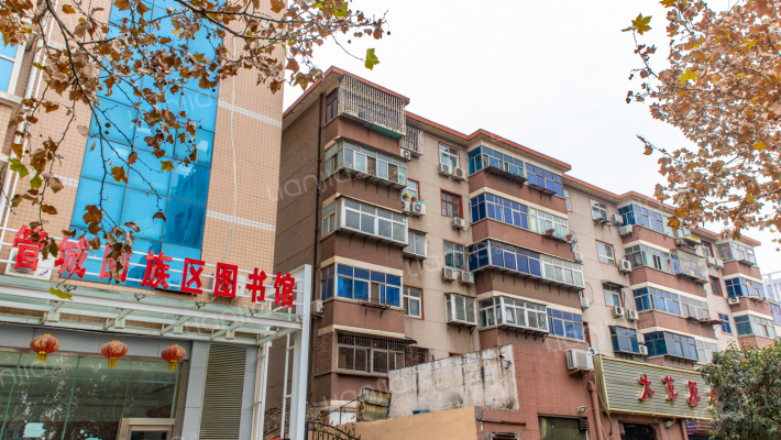 中原大厦家属院外景图