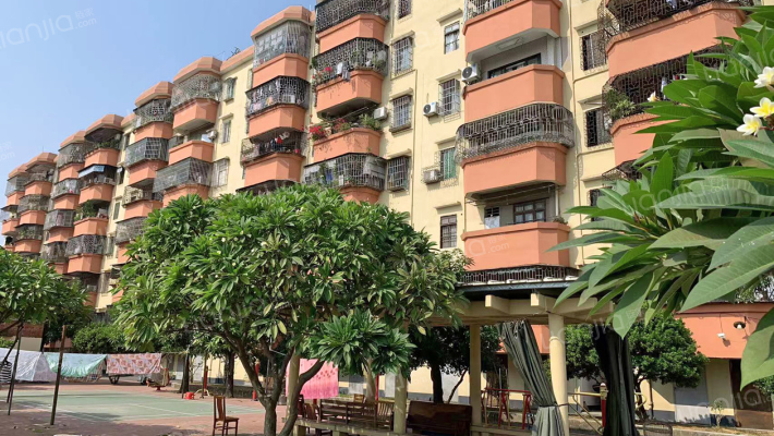 南美公司北区宿舍外景图