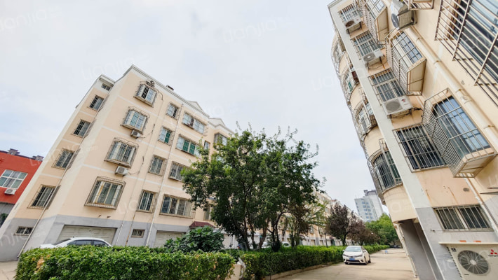 国税局宿舍外景图