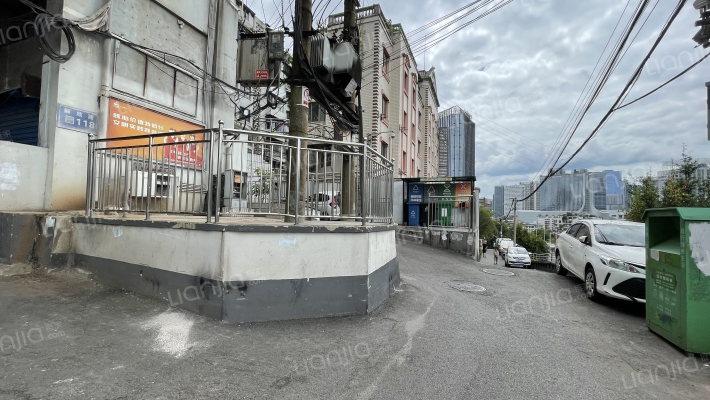 解放路118号外景图