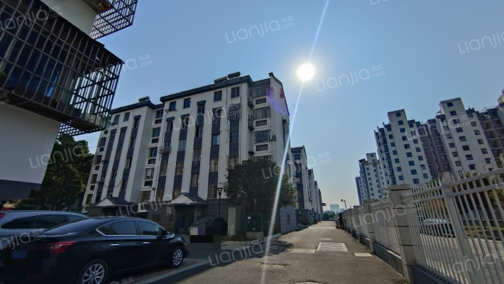 梅园路112号小区外景图