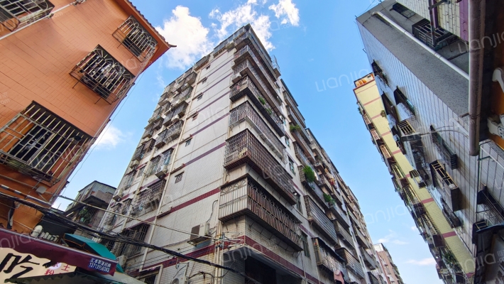 新三村住宅外景图