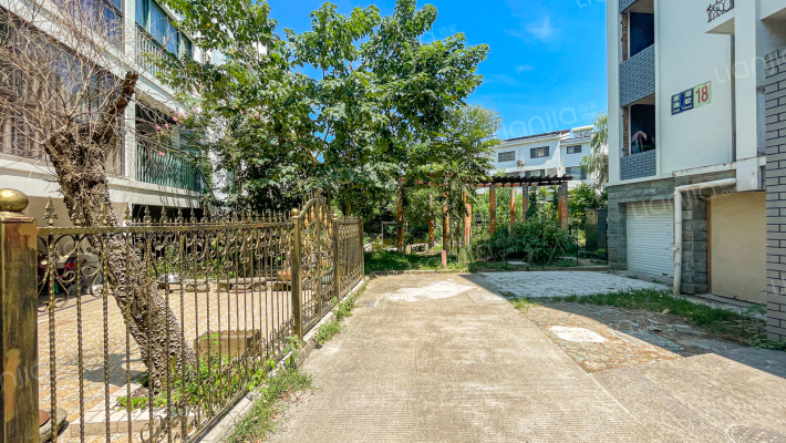 慈湖逸墅外景图