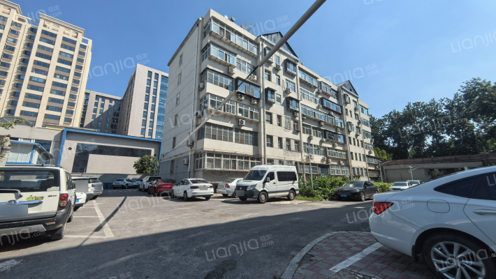 河北省歌舞剧院宿舍外景图