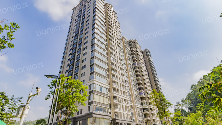 天骄御峰外景图