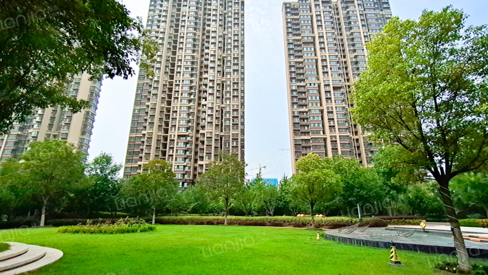 万科大都会五期外景图