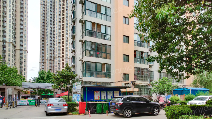 广馨苑小区外景图