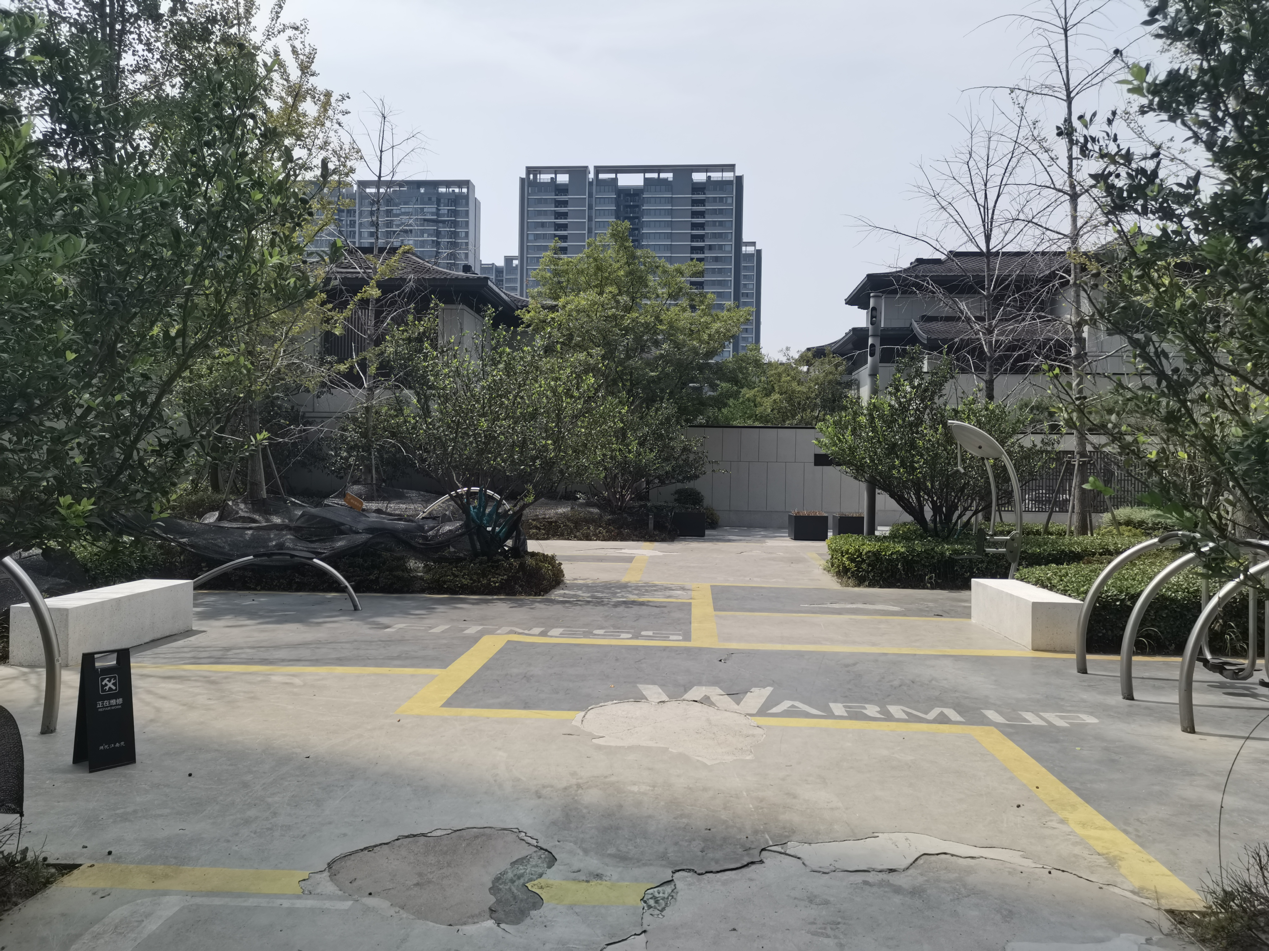 湖悦江南院小区实景 3
