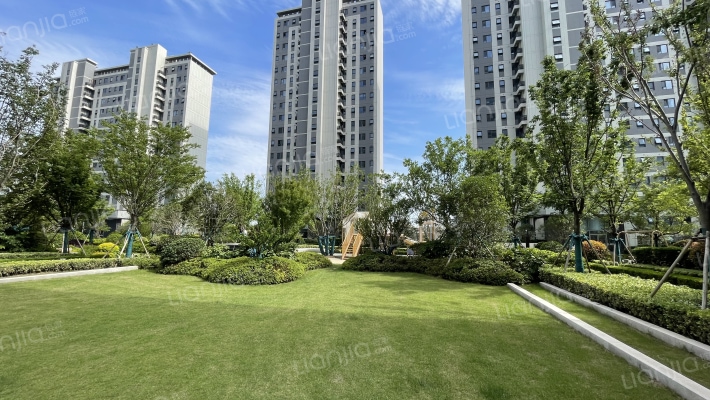 万科紫辰光年外景图