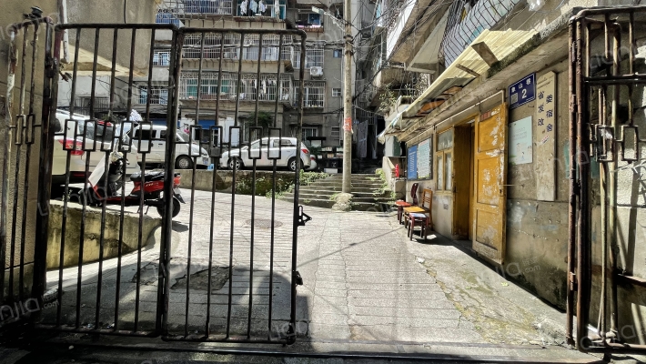 省发改委宿舍外景图