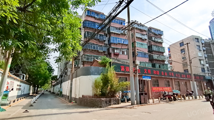 法院东街143号外景图