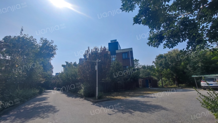 艺城南区外景图