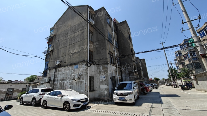 新联小区外景图