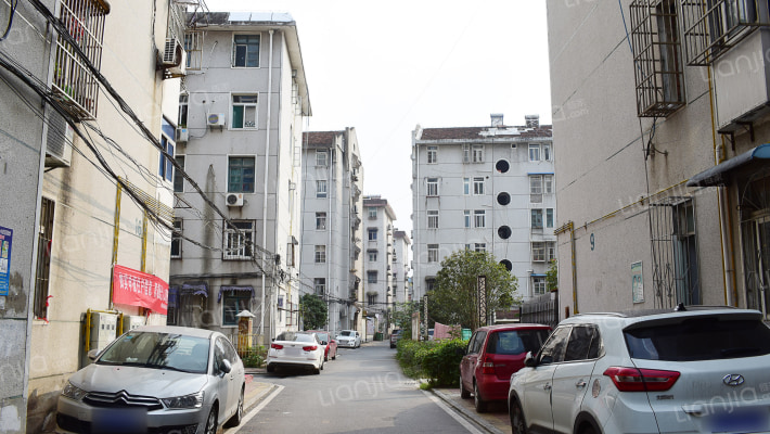 绿都花园外景图