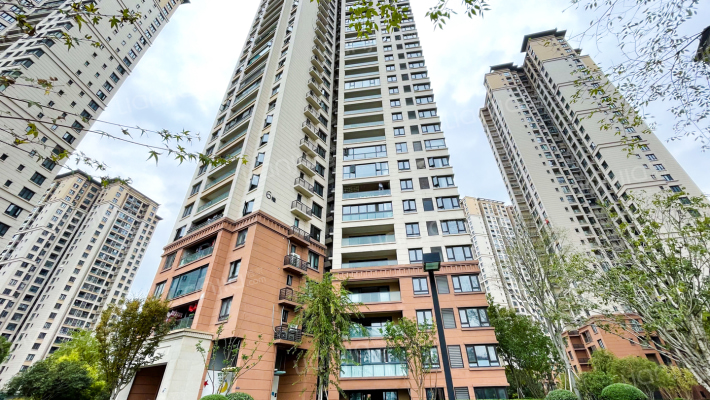 重庆融创文旅城御岸外景图