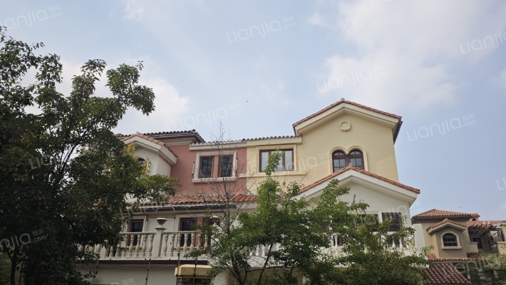 中体玲珑墅外景图