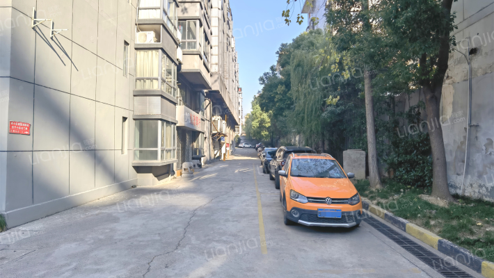 虹桥大厦外景图