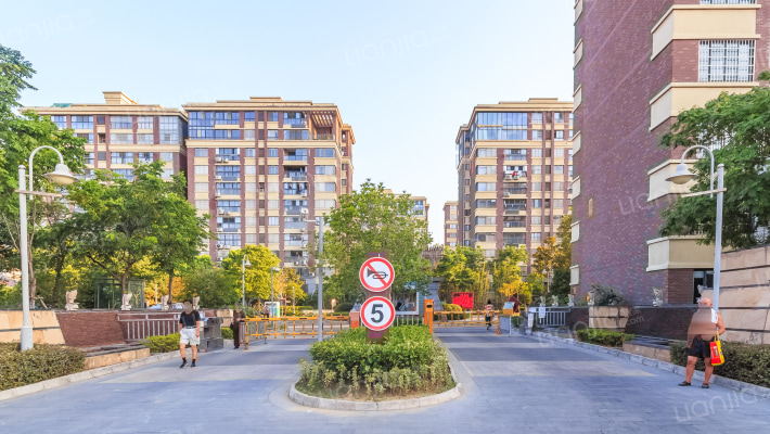 荣华花苑外景图