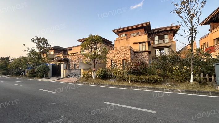 白晶谷5组团外景图