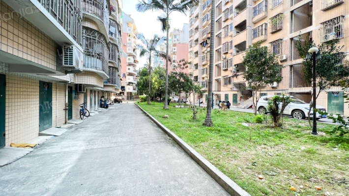 武警公寓外景图